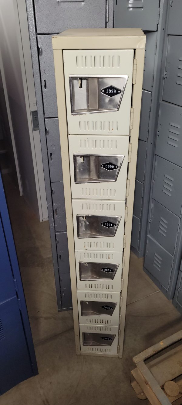 Casiers lockers petit format rare