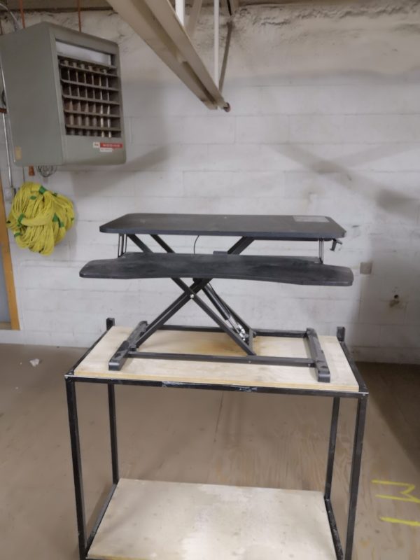 Poste d’ordinateur assis-debout Ergotron