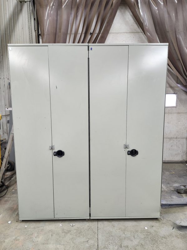 Armoire Rousseau double 74″ X 18″ X 87″