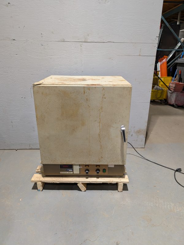 Four de laboratoire ISOTHERM 655F