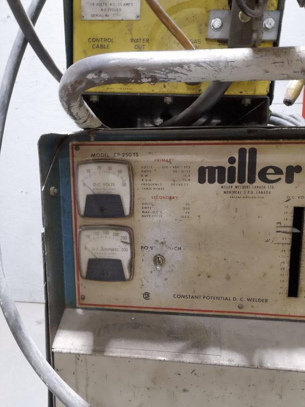 Soudeuse Miller CP-250TS