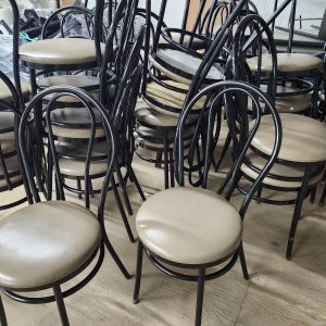 Laliberté Produits Industriels Chaise bistro de restaurant