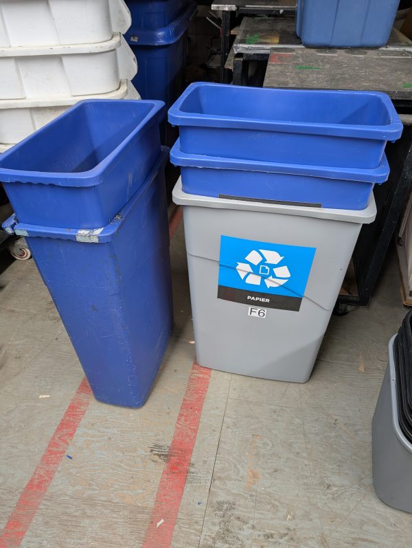Poubelles pour recyclage
