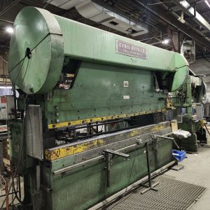 Laliberté Produits Industriels Presse plieuse /Press Brake