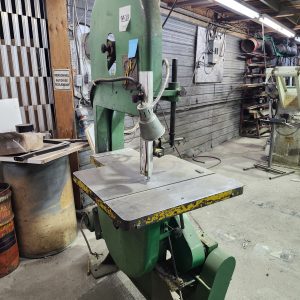 Laliberté Produits Industriels Scie a Ruban métal 600 volts fabriqué Angleterre